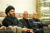 حضور امام جمعه زنجان در منزل شهیدان چراغی و امیری