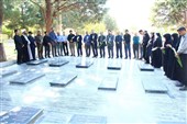 خبرنگاران با تذکرات مشفقانه، مسئولان را به مسیر درست هدایت کنند