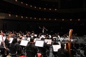Тегеранский симфонический оркестр выступает в зале Вахдат