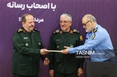 نشست خبری سرپرست وزارت دفاع با خبرنگاران