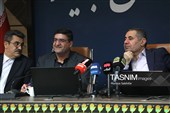 نشست صمیمی خبرنگاران با استاندار چهارمحال و بختیاری و مشاور رئیس جمهور