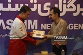 مدیرعامل جمعیت هلال‌احمر استان یزد به مناسبت روز خبرنگار با حضور در دفتر خبرگزاری تسنیم در استان، با