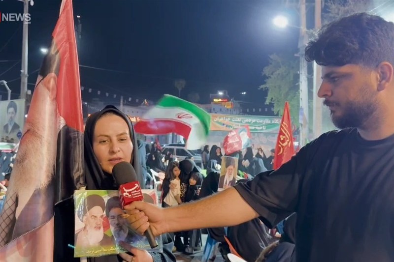 تجلیل مردم مسجدسلیمان از روایتگران حماسه ملت ایران