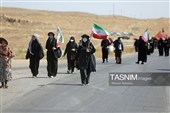 هم‌قدم با زائران پیاده امام رضا (ع) 
