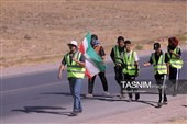 هم‌قدم با زائران پیاده امام رضا (ع) 