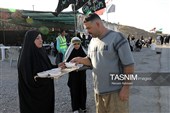 هم‌قدم با زائران پیاده امام رضا (ع) 