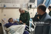 عیادت فرمانده سپاه خراسان جنوبی از مجروحان واژگونی اتوبوس زائران امام رضا(ع)