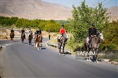 حرکت کاروان اسب‌سواران خراسان‌شمالی به سوی حرم رضوی