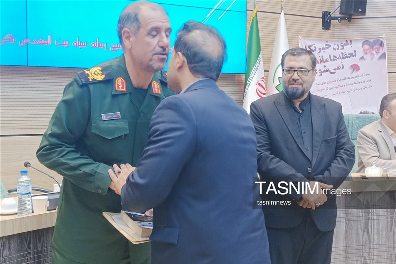 اخبار سنندج , اخبار استان کردستان , سپاه پاسداران انقلاب اسلامی , خبرنگار , روز خبرنگار , خبرنگاران ,