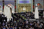 حال و هوای حرم مطهر رضوی در شب رحلت پیامبر اکرم(ص) و شهادت امام حسن مجتبی(ع)