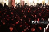 عزاداری زائران حرم بانوی کرامت در سوگ پیامبر اکرم(ص)