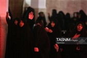 عزاداری زائران حرم بانوی کرامت در سوگ پیامبر اکرم(ص)