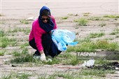 پاکسازی ساحل کلاچای در روز دریای خزر