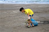 پاکسازی ساحل کلاچای در روز دریای خزر