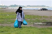 پاکسازی ساحل کلاچای در روز دریای خزر