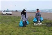پاکسازی ساحل کلاچای در روز دریای خزر