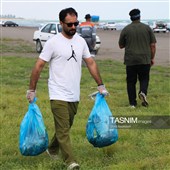 پاکسازی ساحل کلاچای در روز دریای خزر