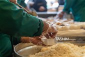 زائران عزادار مهمان سفره کریمه اهل بیت(ع)