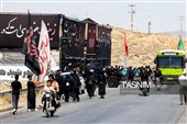 زائران پیاده حرم مطهر امام رضا (ع)