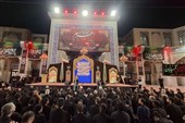 شکوه نخل‌گردانی در حسینیه حرم با هیئت متحده ابوالفضلی آسیابان قهستان