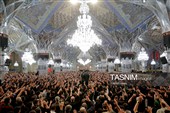چهارپایه خوانی به یاد رهبر شهید در حرم مطهر رضوی+تصاویر