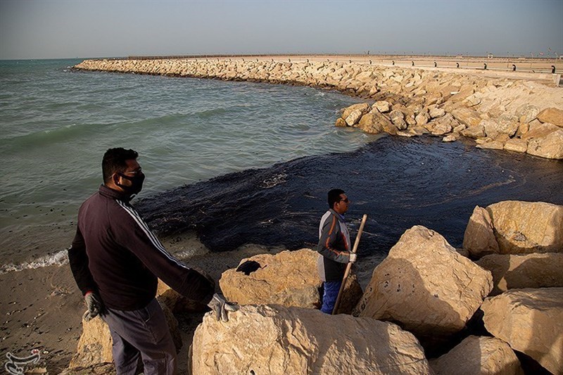 Iran Warns of Environmental Costs of US Military Presence in Persian Gulf
