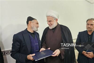 تجلیل از ایثار خانواده شهید محمدتقی قهرمانی در شیرین‌بلاغ+تصویر