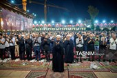 مراسم لاله گردانی خدام حرم مطهر حضرت شاهچراغ (ع) در شام غریبان شهادت امام رضا (ع)