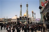 حضور دسته‌جات عزاداری در حرم بانوی کرامت
