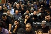 سوگواری زائران حرم کریمه اهل‌بیت در شام شهادت امام رضا(ع)