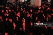 سوگواری زائران حرم کریمه اهل‌بیت در شام شهادت امام رضا(ع)