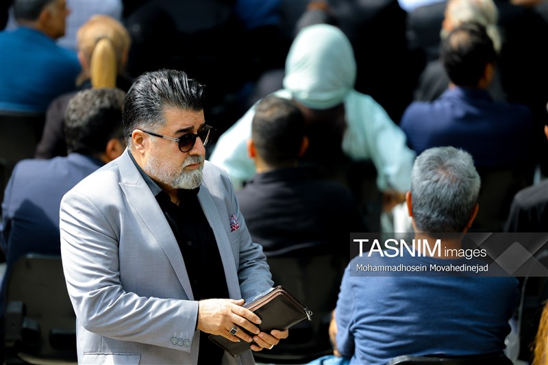 احسان خواجه امیری , موسیقی , 