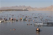 مسافران تابستانی دریاچه ارومیه