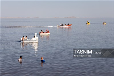 المصطافون يتوافدون على بحيرة أورمية