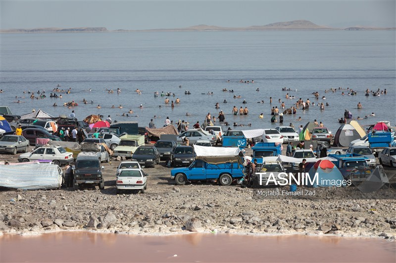 مسافران تابستانی دریاچه ارومیه