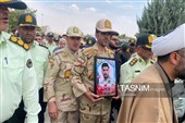 تشییع پیکر مرزبان شهید علی باوه‌ای در کردستان