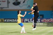 دیدار  تیم های فوتبال صنعت نفت آبادان و ملوان بندر انزلی