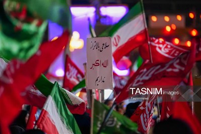 پاسخ قاطع مردم قم به جنگ اقتصادی آمریکا