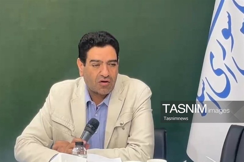 اوقاف برای هوشمند‌سازی مدارس خدابنده کمک مضاعفی کرد