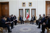 دیدار معاون وزیر امور خارجه ازبکستان با عراقچی