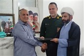 تجلیل از پاسدار پیشکسوت و آزاده دفاع مقدس در دلوار تنگستان