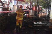 تلاش آتش‌نشانان گلستانی برای خاموش کردن حریق بازار گرگان