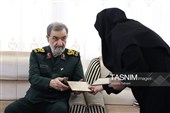 حضور دبیر شورای عالی امنیت ملی در منزل شهید لاریجانی