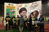 دیدار تیم‌های فوتبال سپاهان اصفهان و تراکتور تبریز