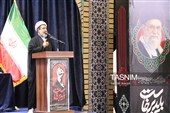 امام جمعه کرمان: همه گروه‌ها و جناح‌ها پشت سر ولایت فقیه بایستند