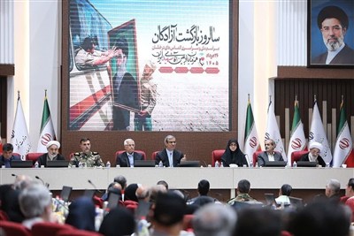 دشمن نتوانست باور و ایمان آزدگان را به اسارت بگیرد