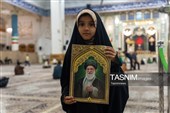 یاد رهبر شهید هنوز در دل ها جاریست
