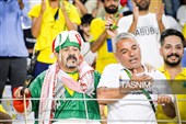 دیدار تیم‌های فوتبال فجرسپاسی شیراز و صنعت نفت آبادان