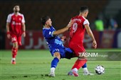 دیدار تیم‌های فوتبال پرسپولیس - استقلال خوزستان