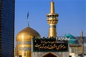 تعویض پرچم و نصب کتیبه‌های شهادت امام حسن عسکری(ع) در حرم مطهر رضوی